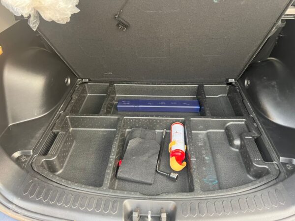 KIA SPORTAGE ZZ full option