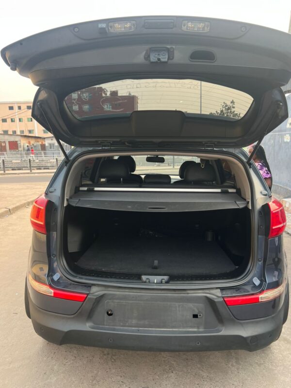 KIA SPORTAGE ZZ full option
