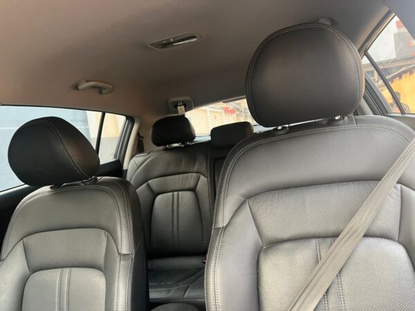 KIA SPORTAGE ZZ full option