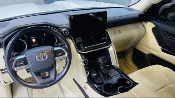 ◾️ LAND CRUISER V8 - 2023 - 0 KM - NEUF ◾️